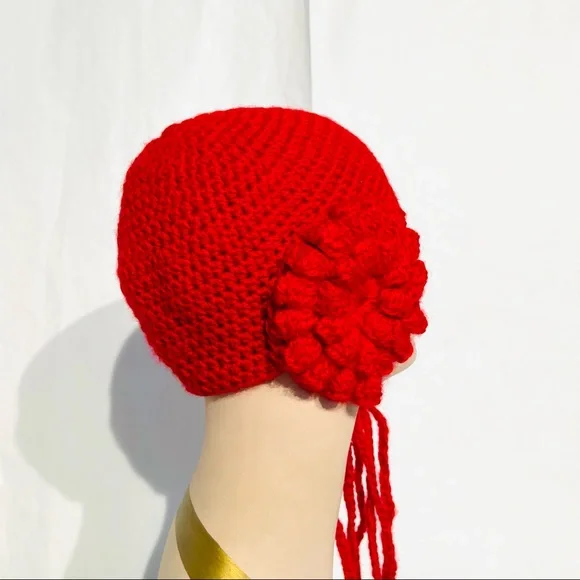 Roman Keflay Beautiful Hand Made CrochetRed Hat - www  display picture 2